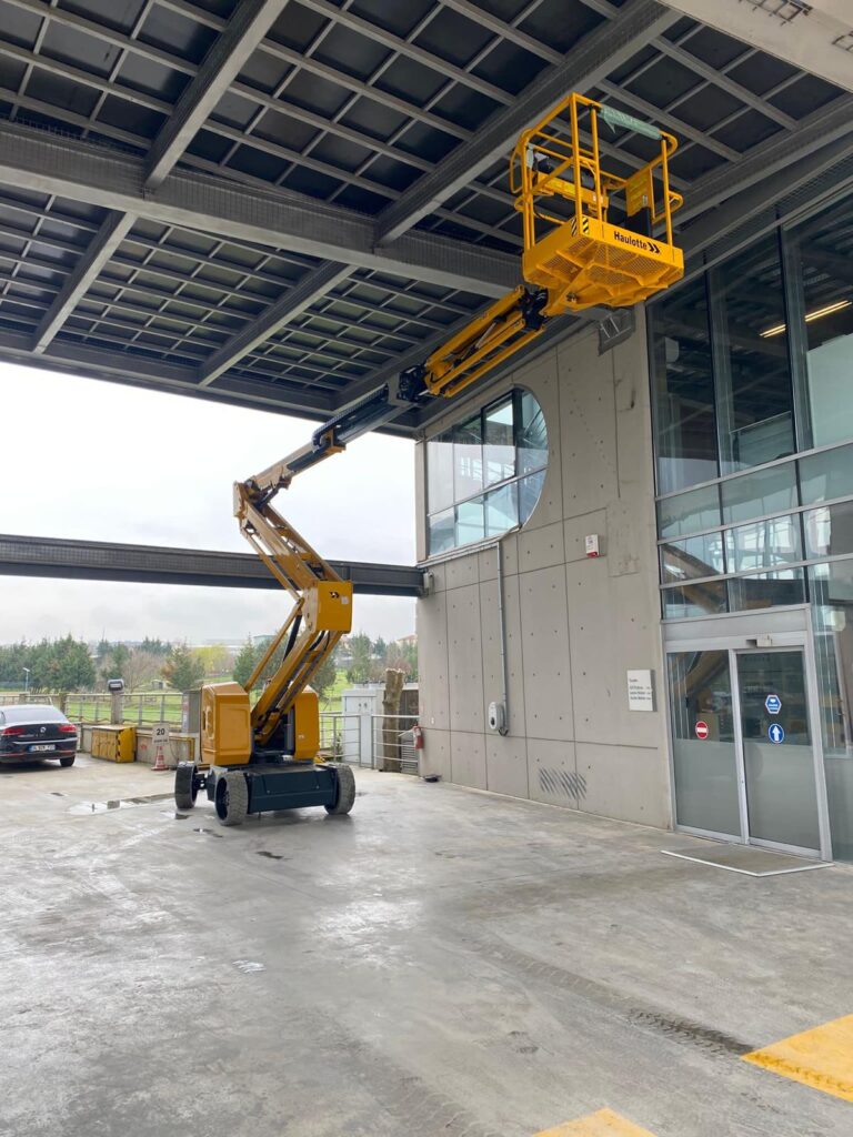 Kiralık Eklemli Platform Vinç