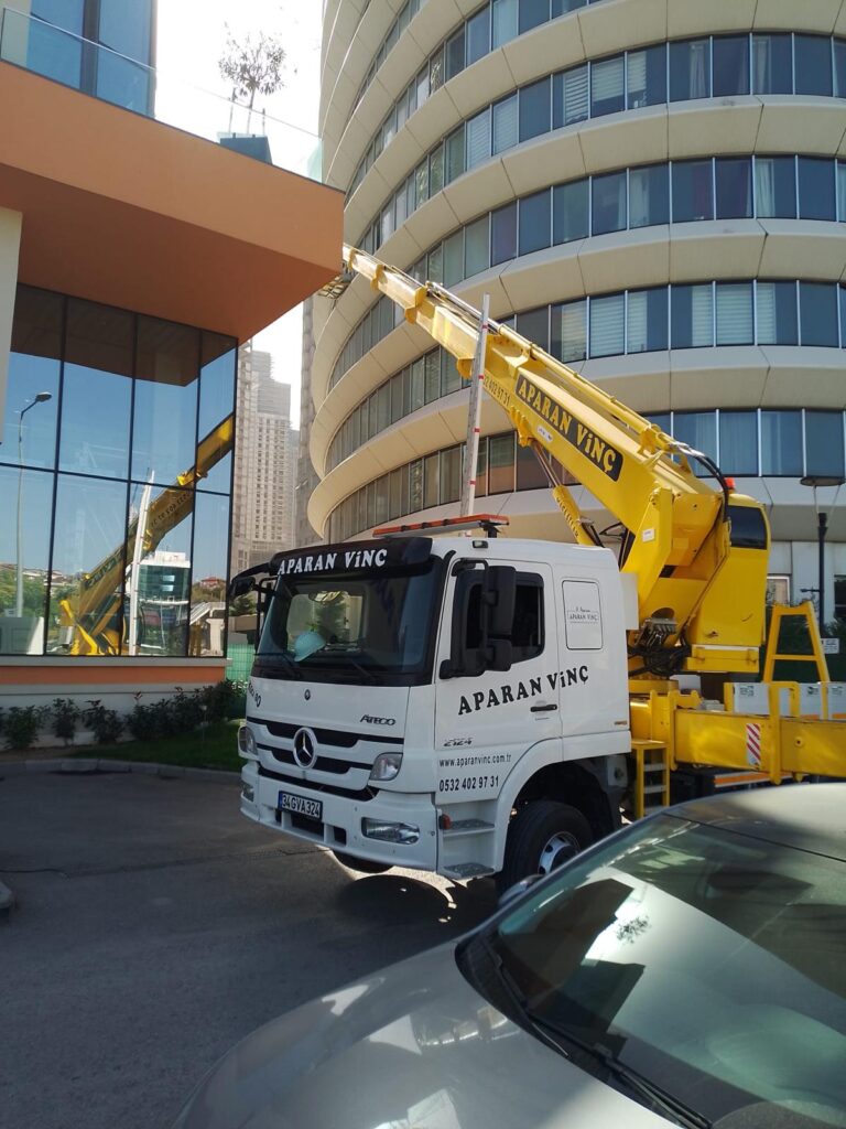 Kiralık Sepetli Platform Vinç